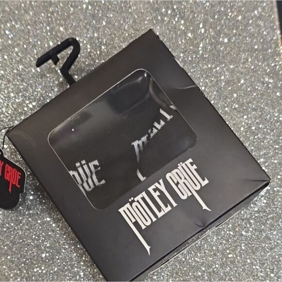 Motely Crue Crew Socks Gift Box Set - Picture 6 of 6